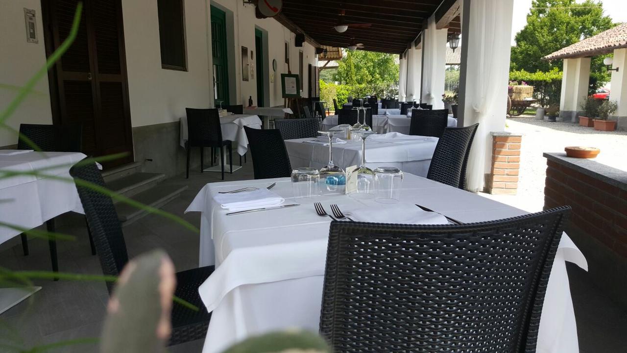 Hotel Locanda Da Carla Vigevano Exteriör bild